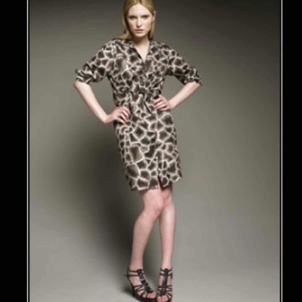Elie Tahari Maya Giraffe print Safari Dress